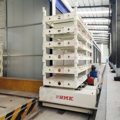 Automatiseeritud raudteeülekande käru tööstuslikuks transpordiks